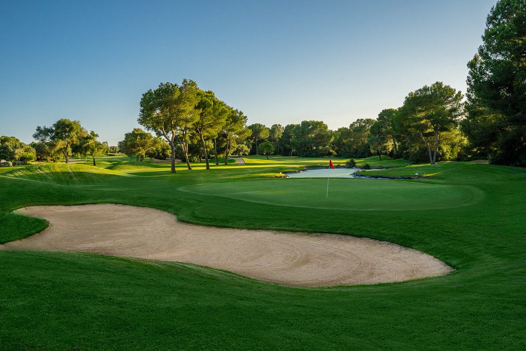 Golf Son Antem West